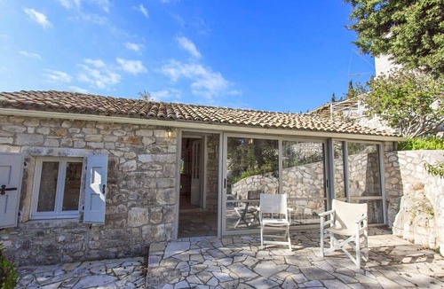 Ieromonachos Villa | Millers Cottage: Large Private Pool, A/C, WiFi