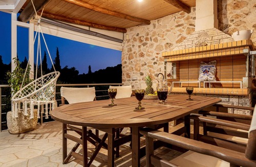 Agia Marina Villa | Misononous natural park