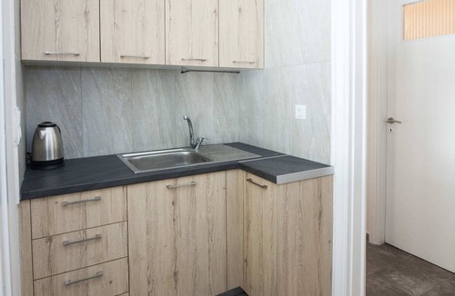Athens Apartment | Modern 1 Bd Balcony Apt Near Metro in Kato Patisia