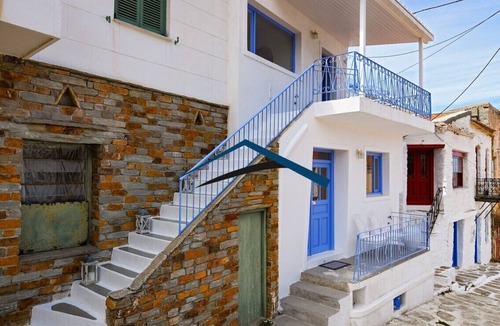 Ioulida Apartment | Modern 2 bedroom apartment in the heart of Ioulida