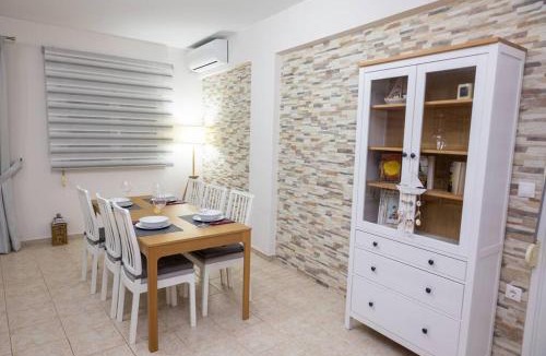 Koutsouras Apartment | Modern 2bedroom flat with spacious balcony 2