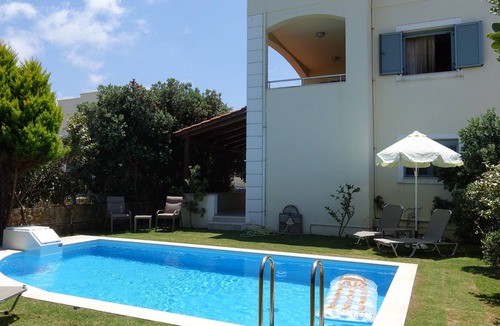 Kolymvari House | Modern Villa Maria , 3 bedrooms , private pool & near the sea