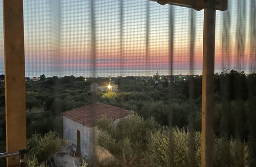 Maleme House | MOMENTUM X maisonette with swimming pool,quiet area,best sea view near the beach