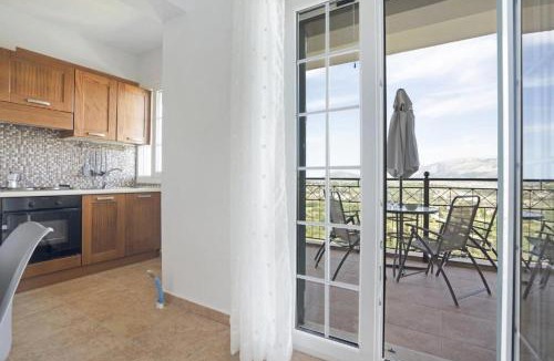 Parisata Apartment | Monte Verde apartments