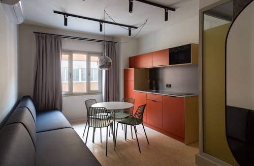 Psirri Apartment | Mooeve Psyri Spacious Apartments 10 pax