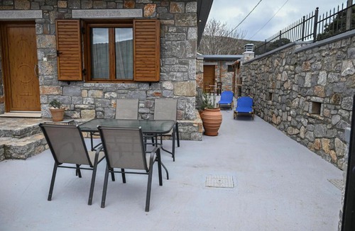 Kounelion House | Mountain House Perampela
