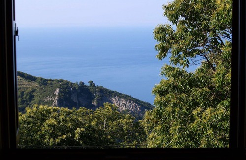 Zagora-Mouresi Villa | Mountain villa with beautiful gardens and sea view, near Mylopotomos beach