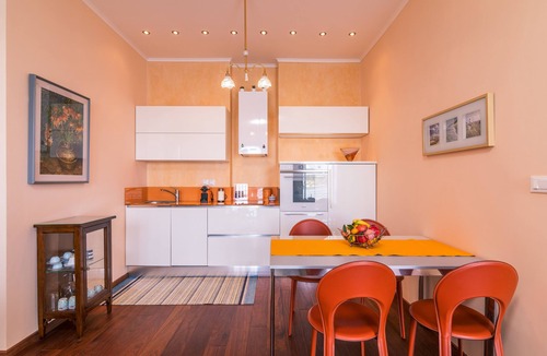 Old Town Apartment | Mouragia Luxury Seaview Suite by Konnect