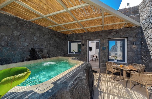 Kamari Villa | Mperes Villas | No 2