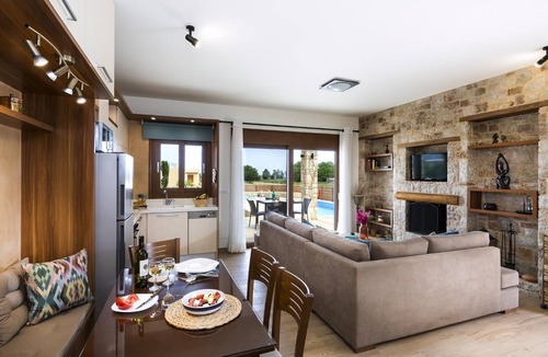 Vigla Villa | Muses Beach Villas - Erato