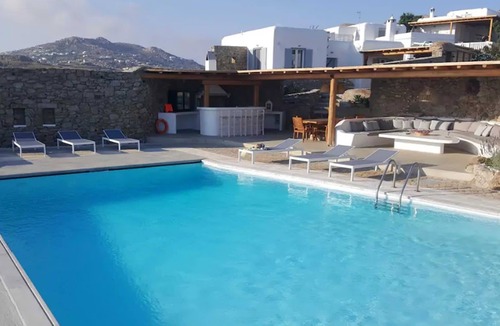 Paraga Villa | My Rental Homes - Villa Pirgi with swimming pool and panoramic sea views.