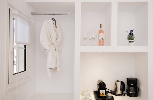 Little Venice Apartment | Myconian Little Venice Sunset suite
