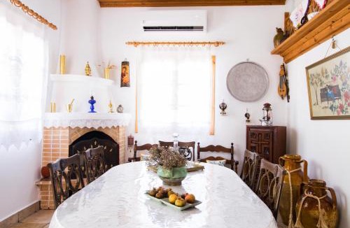 Aperio House | Myrtia Vacation Home
