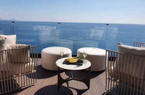 Achlia Villa | Mystique Luxury Suite