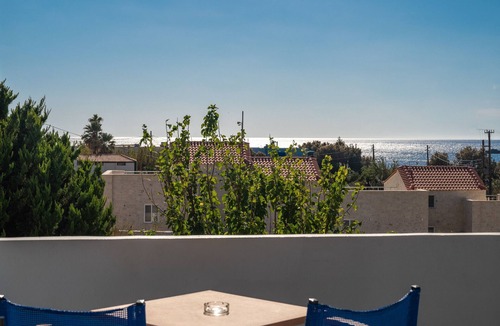 Plakias Apartment | Mythos apartment 3,near beach & tavern,South Crete