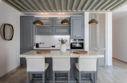 Psarou Hotel | Nammos Hotel Mykonos