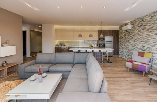 Ialyssos House | Nastazia Luxury Beach House