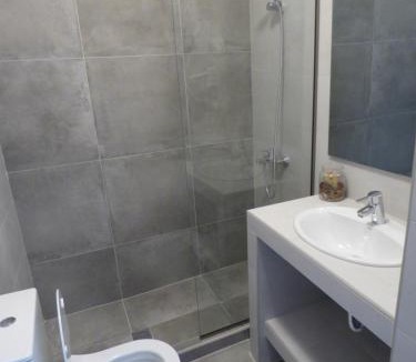 Ipsos Apartment | Natashas Apartments