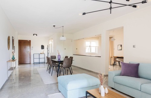 Marousi Apartment | Naturally Bright 3BR Flat in Marousi