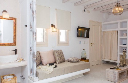 Naxos Town Villa | Naxian Lounge Villas | Villa II with private pool