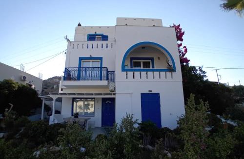 Naxos Town Apartment | Naxian Sofias garden