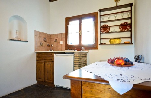 Eggares Apartment | Naxos Agrotouristic apartment in a quiet village
