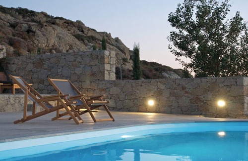 Maragas Villa | Naxos Aigli Junior villas & Master villa.dream blue.think light.