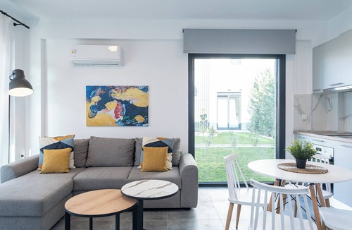 Paralia Ofryniou Villa | Nefeli Lux-Two - Bedroom Duplex with Garden