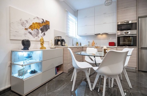 Irakleio Apartment | Neo Irakleio train st 1 bedrm 4 pers apartment by MPS