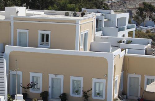 Fira House | NEOKLASSIKO KOUKOULI