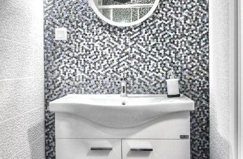 Thessaloniki City Centre Apartment | #Nephele & Morpheus Studios by halu!