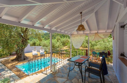 Votsi Villa | Neptune Private Pool, Walk to Beach, A/C, WiFi