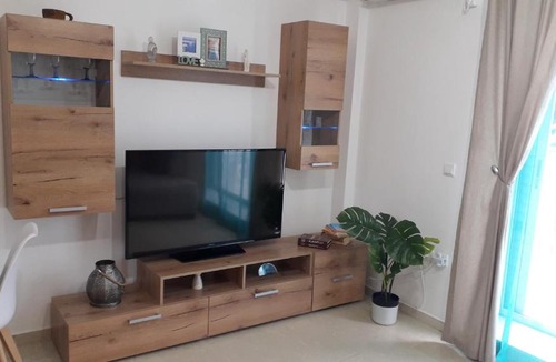 Loutraki-Agioi Theodoroi Apartment | Neraidas home on the sea