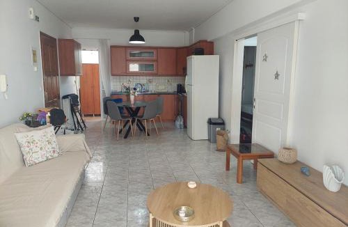 Paralia Porovitsis Apartment | Nia - Seaside house Akrata