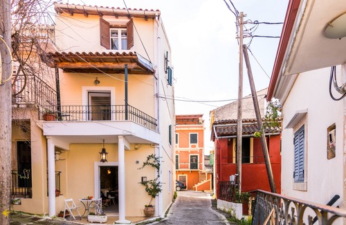 Aleimmatades Apartment | Nina's Traditional House by Estia