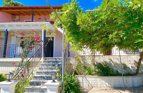 Barbati Apartment | Nissaki Sunflower Luxury Apartment