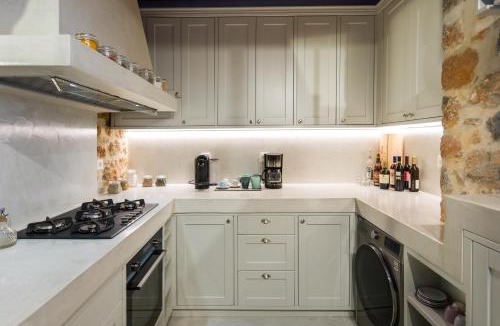Peponidhes Villa | Oak Tree Estate