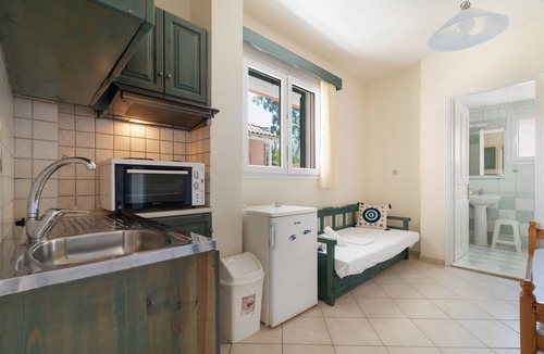 Nikiana Apartment | Odysseia Apartment 1 - 2 Min Walk to Beach, 4 Adults, Terrace, Wi-Fi & AC