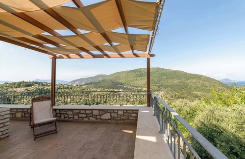 Platrithias Villa | Odyssey's Palace - Escape in Mythical Ithaca
