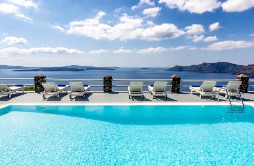 Finikia Hotel | Oia Suites