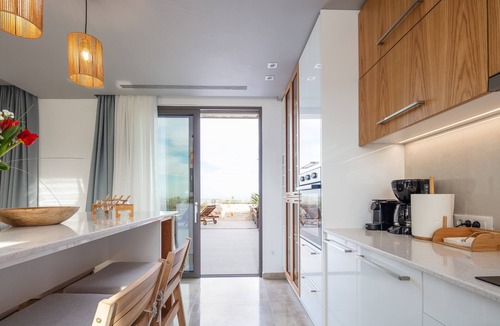 Kato Galatas Villa | Oinolithos Luxury Villa Nemea - Sea views, 1 km from the beach, private pool!