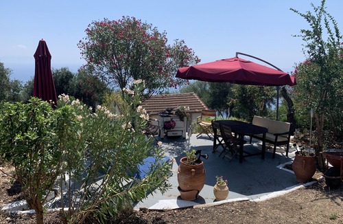 Vrachos Cottage | Old rustic stone house - completely renovated in 2021/22