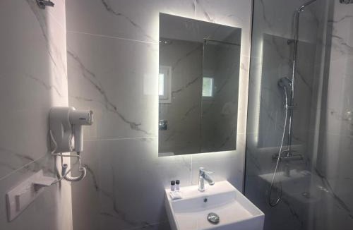 Ipsos Apartment | Olga's Sea & Garden View Studios, 400m from Ipsos Beach