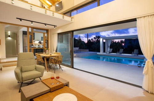 Agios Ioannis Villa | olive green villas