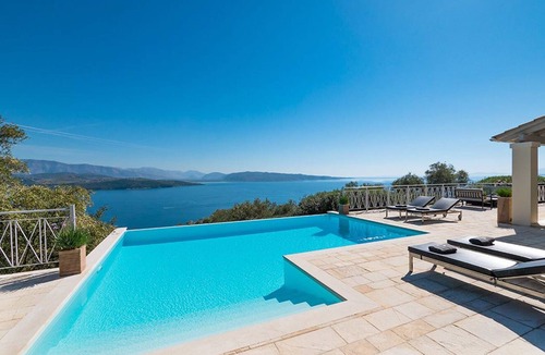 Agios Stefanos Villa | Omolos House - Five Bedroom Villa, Sleeps 10