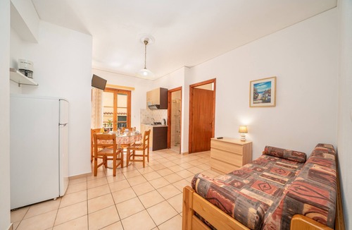 Agia Efimia Apartment | One-bedroom Apartments in the Agia Efimia center