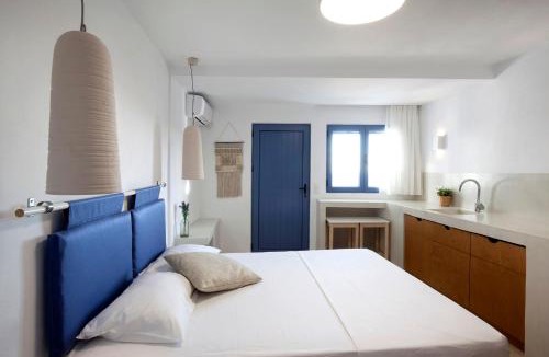 Kanala Bed & Breakfast | Oneiro Rooms Kythnos
