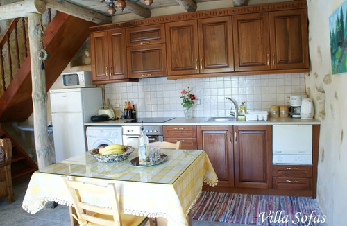 Pyrgos Psilonerou Villa | ★ Only for 2 ★ cosy stone villa, totally private, pool, near sea, WiFi, parking