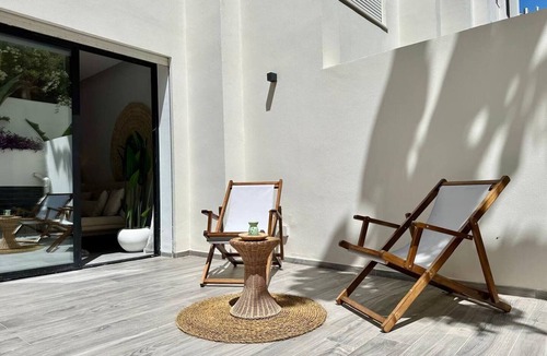 Les Berges Du Lac II Apartment | Opal Apartment at the Lake with Sunny Terrace