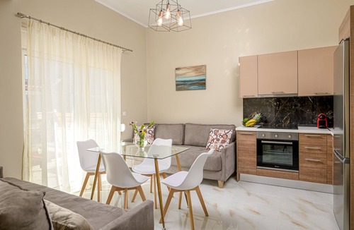 Ammoudia Apartment | Orea Homes